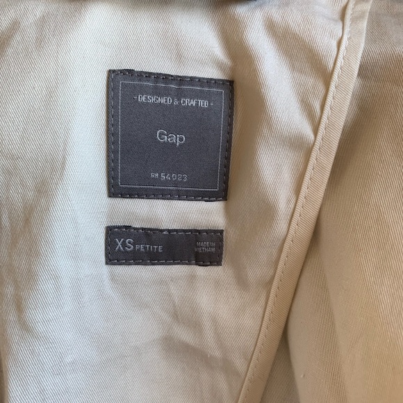 Gap trench  coat - Picture 7 of 8